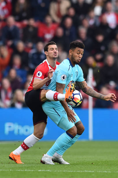 出球队甚至 出球队甚至